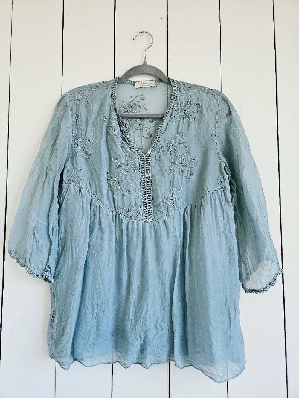Bellambia Flowy Peasant Top Size M Eyelet Blouse 100% Silk Blue